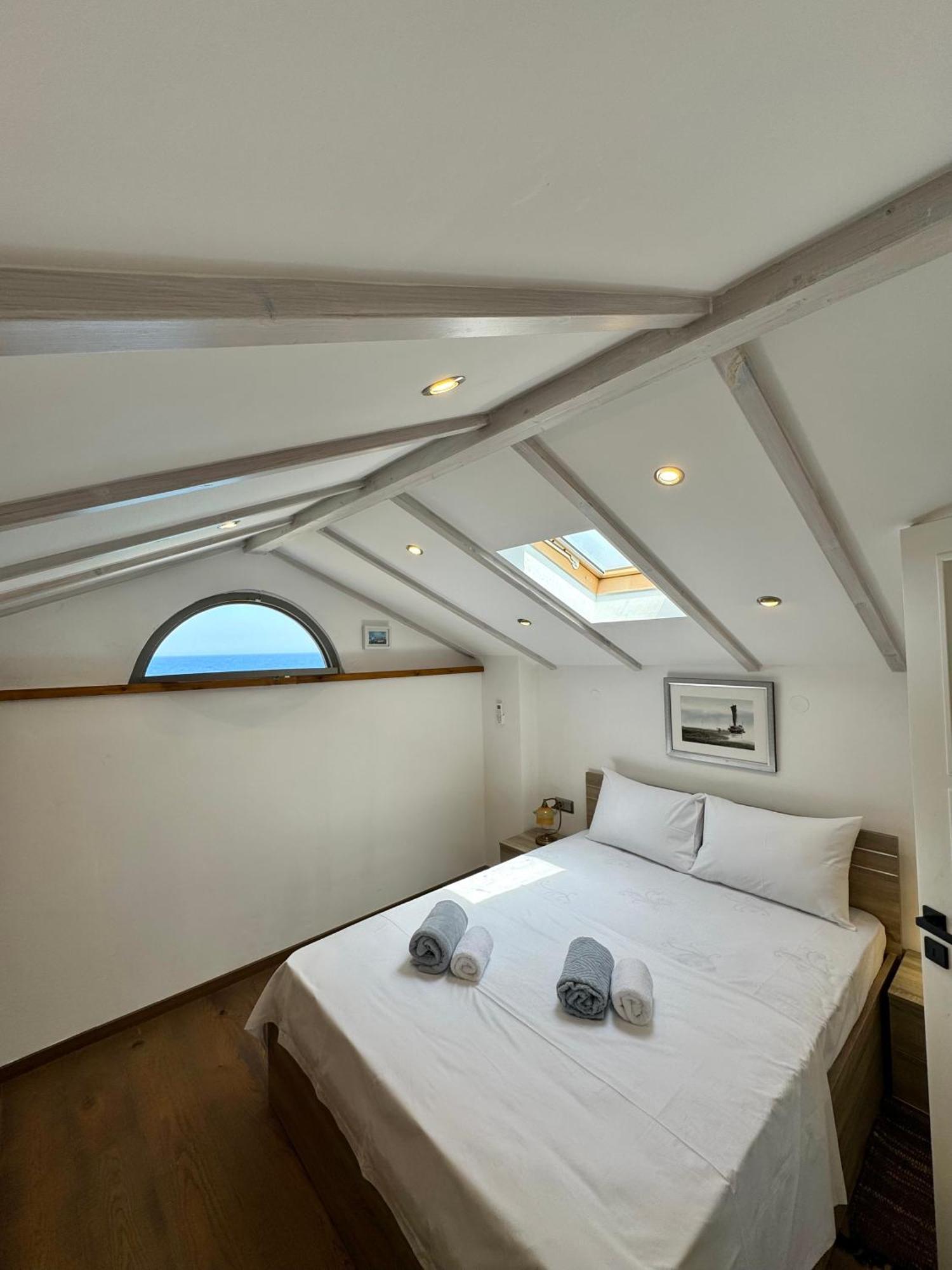 Holiday home Betty's House - By The Sea